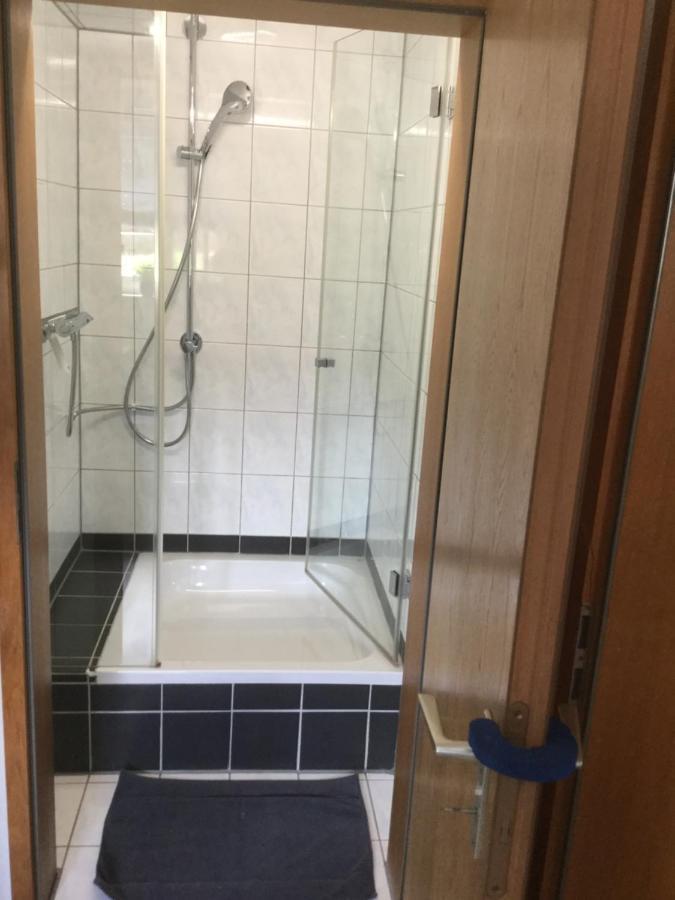 Ferienwohnung Schwarz Sersheim エクステリア 写真